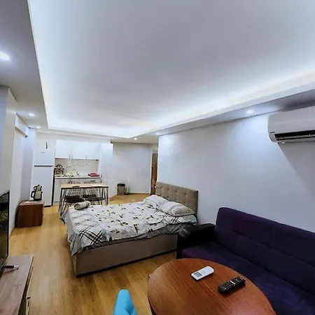 Life Hotel& Breakfast 4*