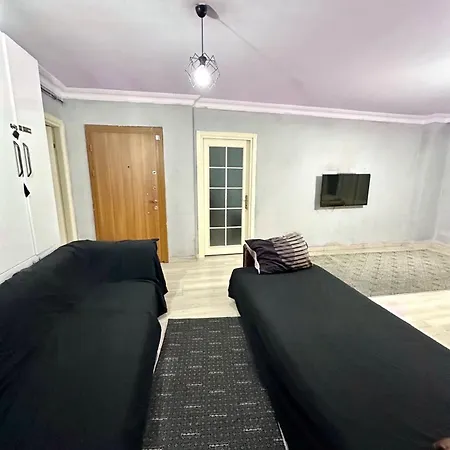 Life Hotel& Breakfast מלון דירות 4*