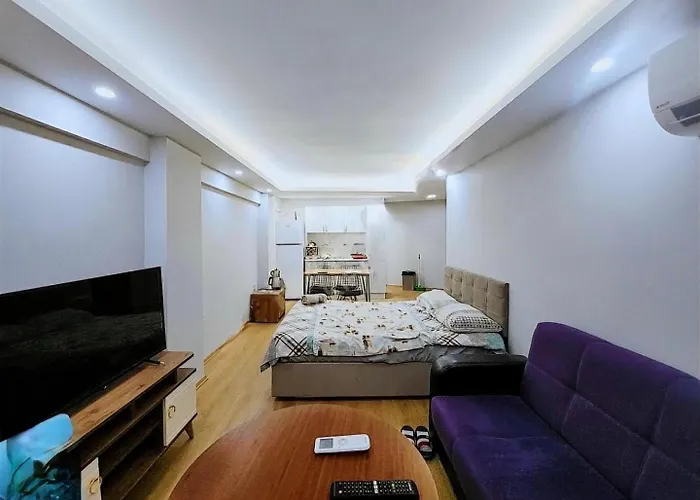 Life Hotel& Breakfast