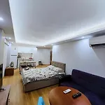 Life Hotel& Breakfast 4*