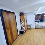 Aparthotel Life Hotel& Breakfast 4*