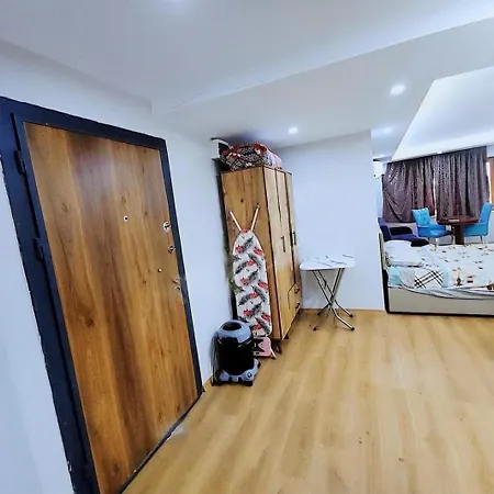 Apartmanhotel Life Hotel& Breakfast 4*