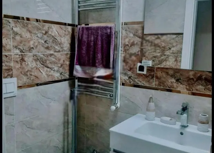 Life Hotel& Breakfast Апарт-отель