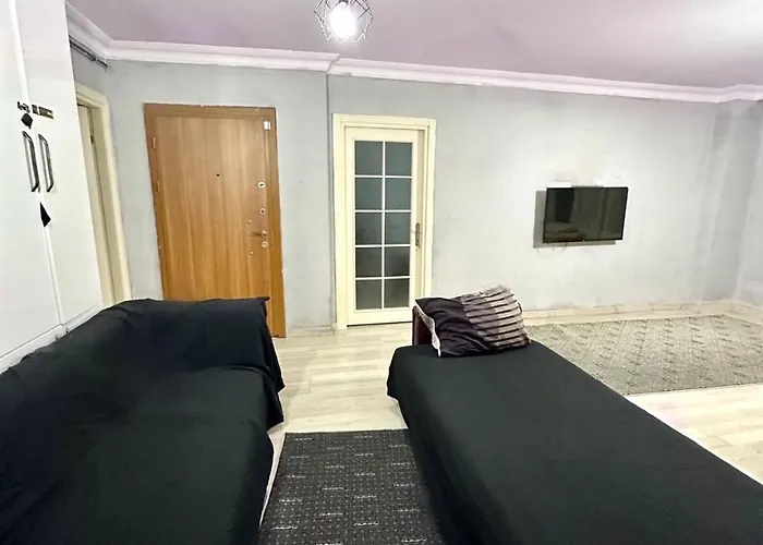 Life Hotel& Breakfast Апарт-отель 4*