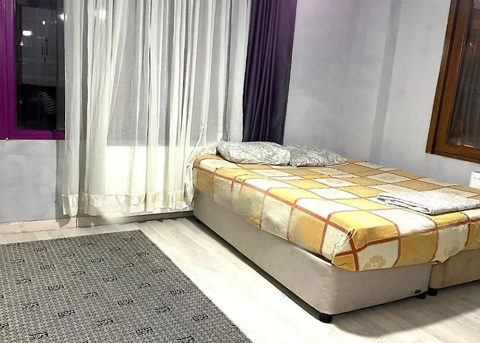 Life Hotel& Breakfast Апарт-отель Стамбул