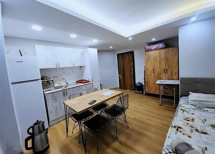 Life Hotel& Breakfast 4* Стамбул