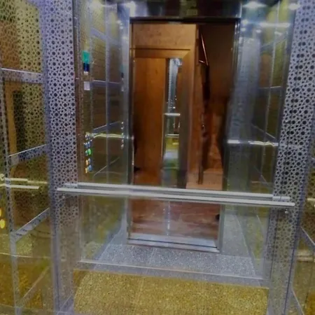 Aparthotel Life Hotel& Breakfast 4*